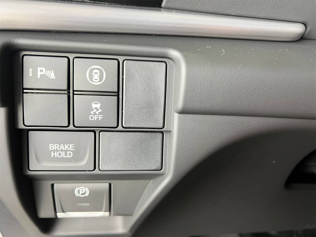 Thumbnail: 2025 Acura RDX - 24