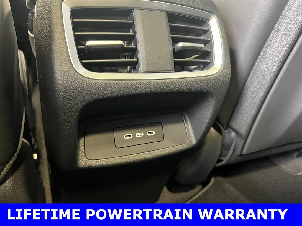 Thumbnail: 2025 Acura RDX - 32