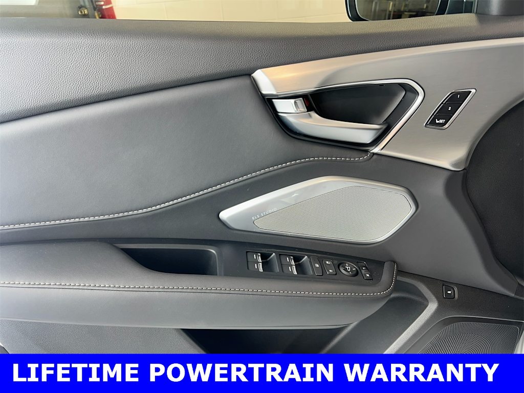 Thumbnail: 2025 Acura RDX - 24