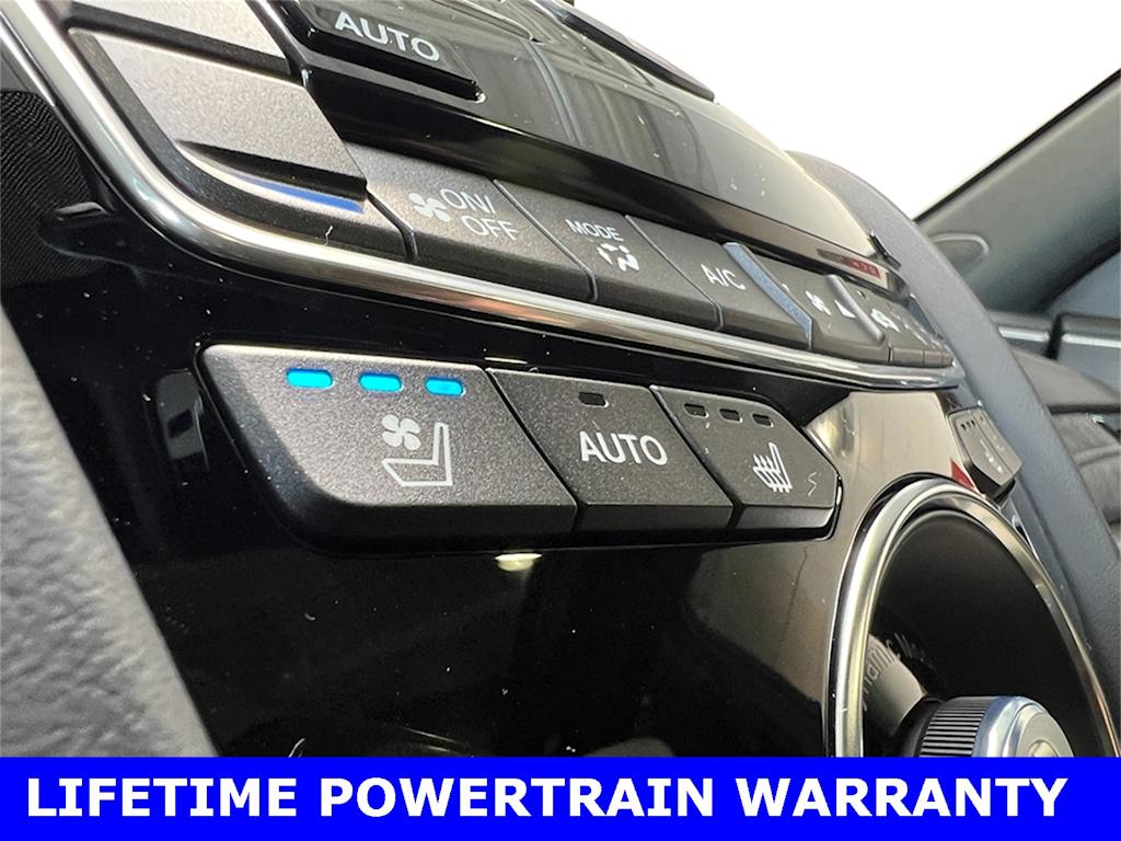 Thumbnail: 2025 Acura RDX - 32