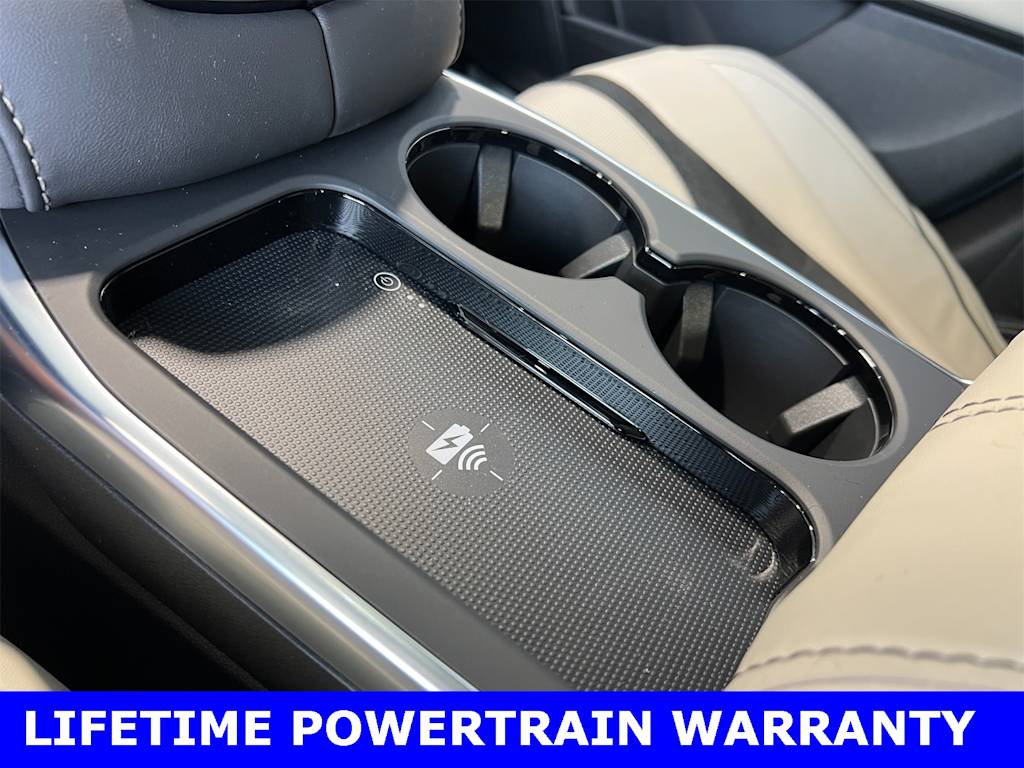 Thumbnail: 2025 Acura RDX - 16