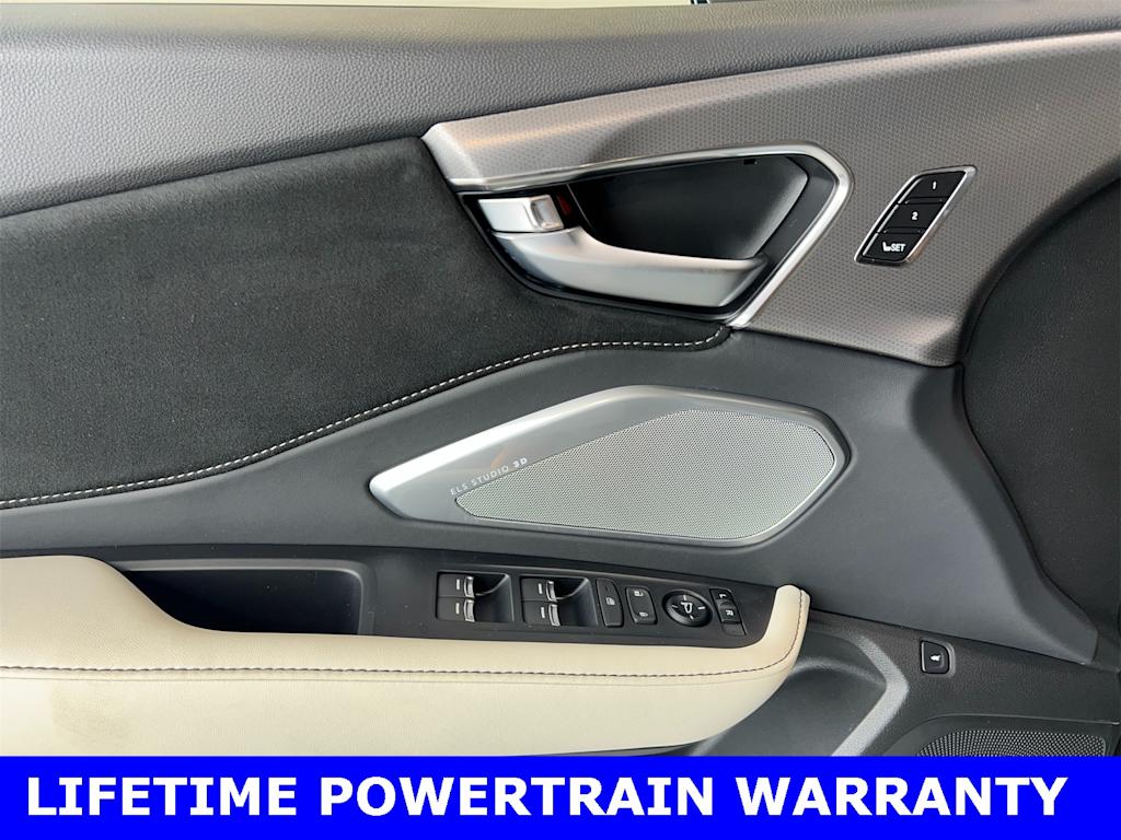 Thumbnail: 2025 Acura RDX - 25