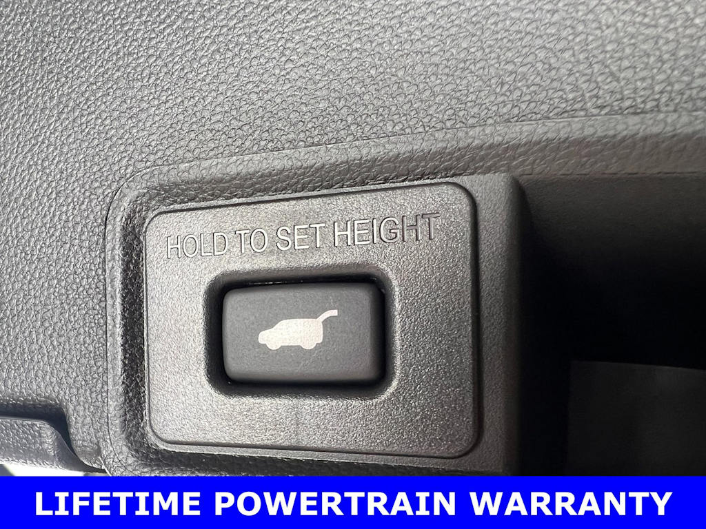 Thumbnail: 2025 Acura RDX - 39