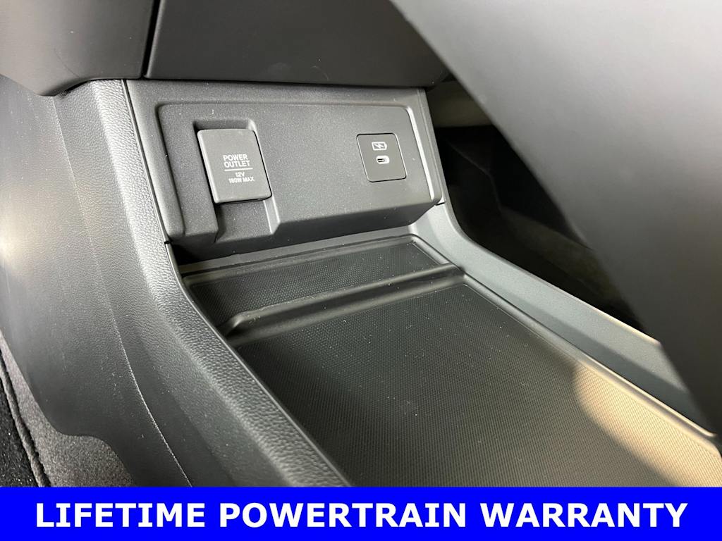 Thumbnail: 2025 Acura RDX - 30