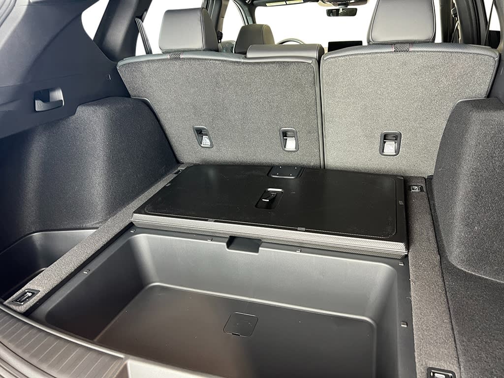 Thumbnail: 2025 Acura RDX - 38