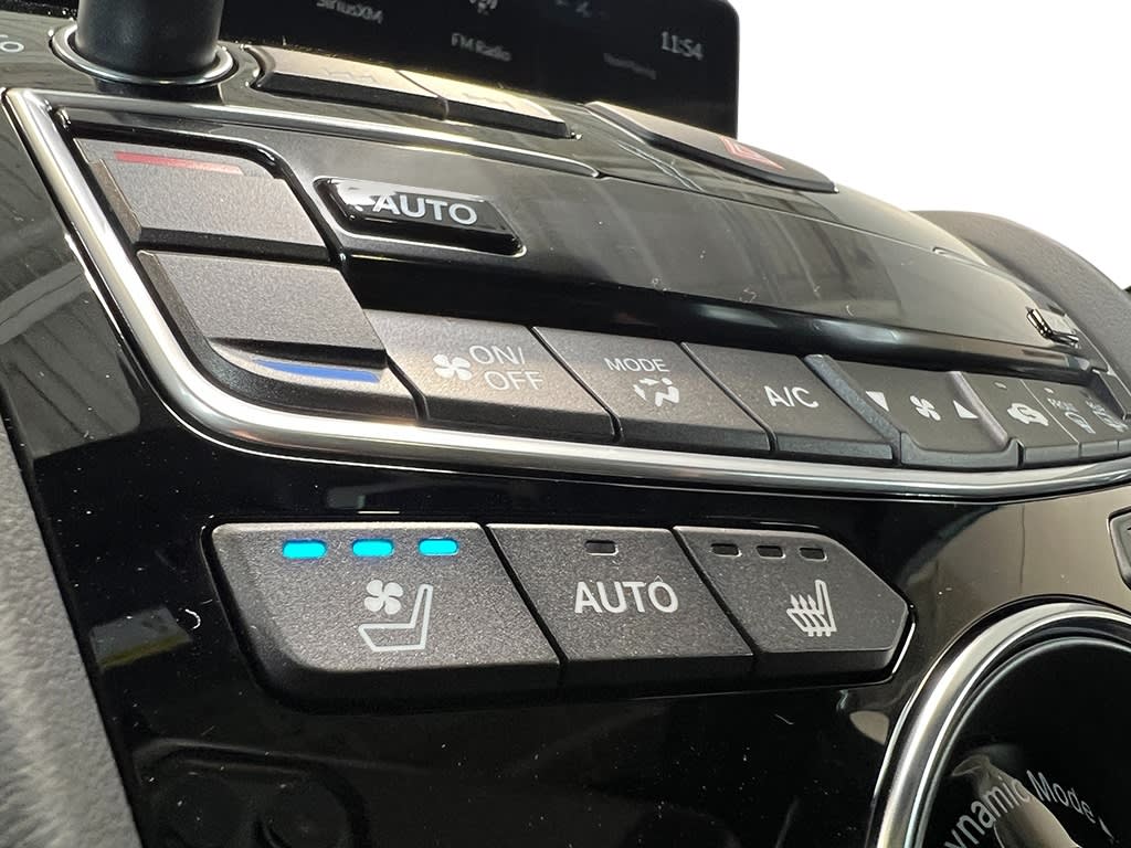 Thumbnail: 2025 Acura RDX - 15