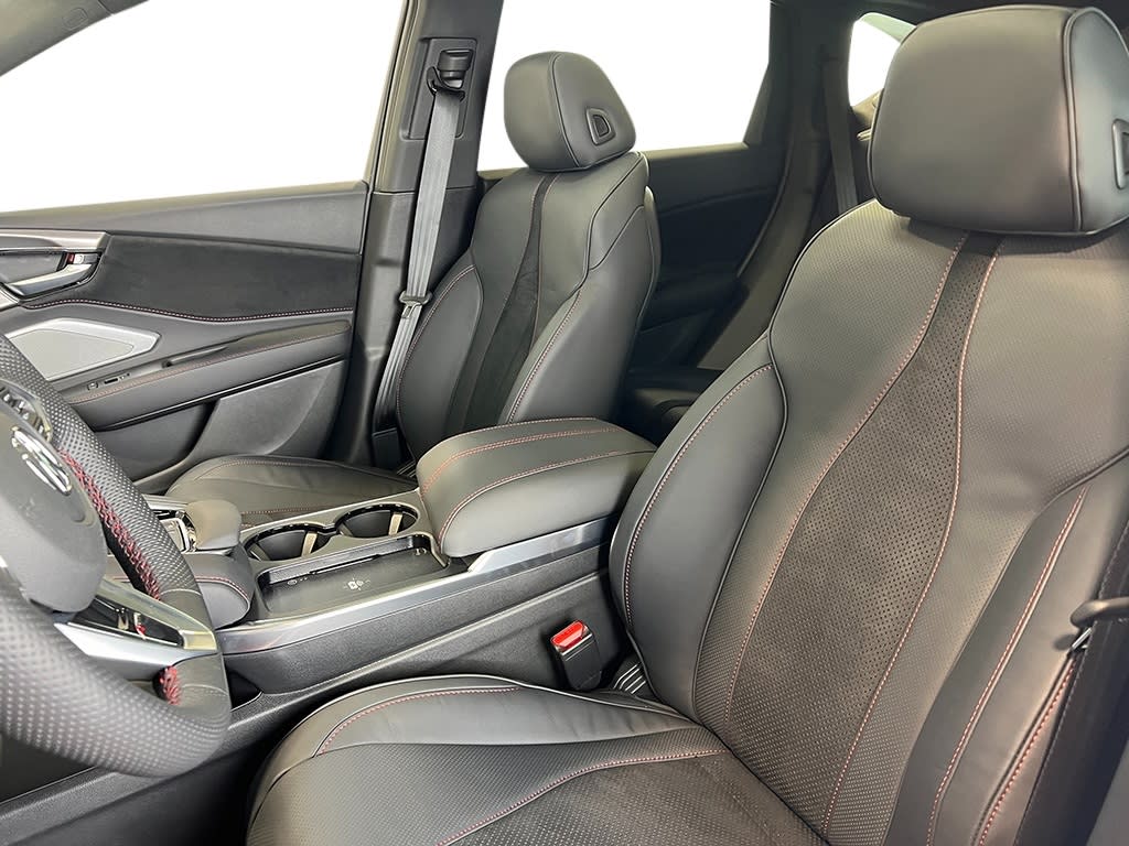 Thumbnail: 2025 Acura RDX - 11