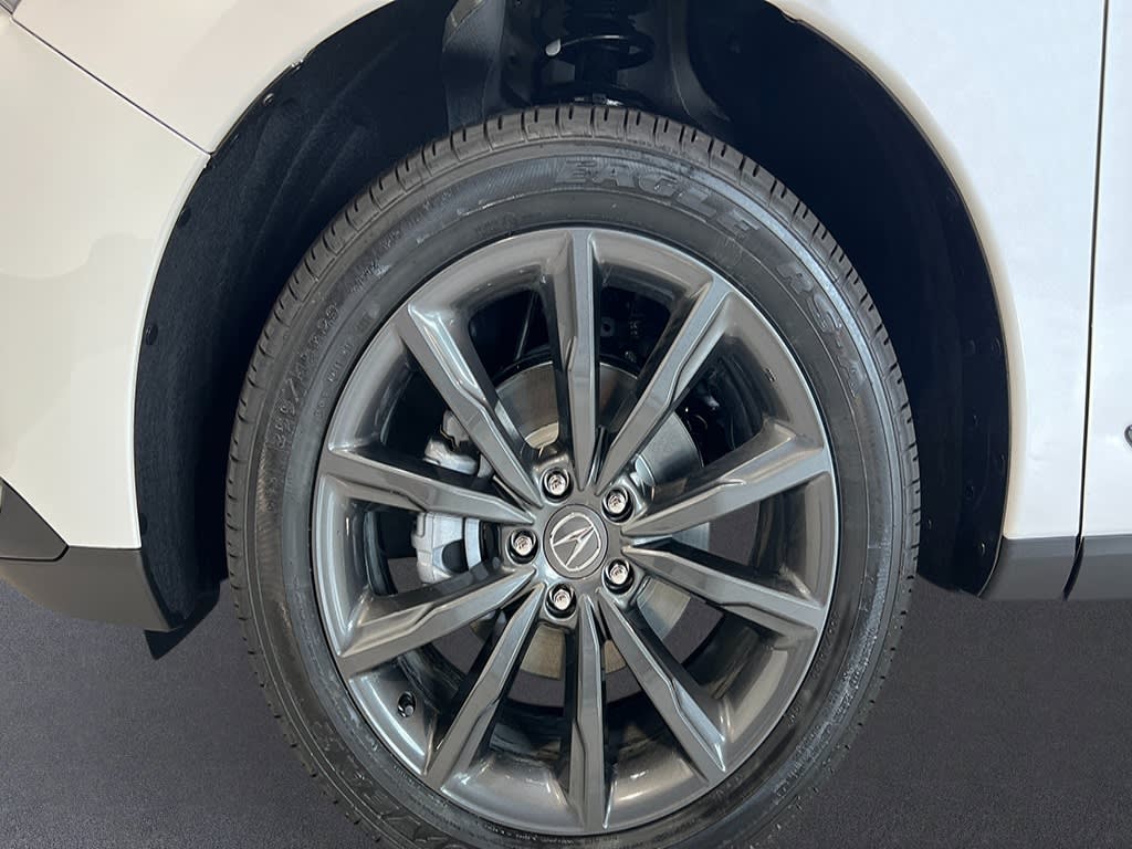 Thumbnail: 2025 Acura RDX - 8