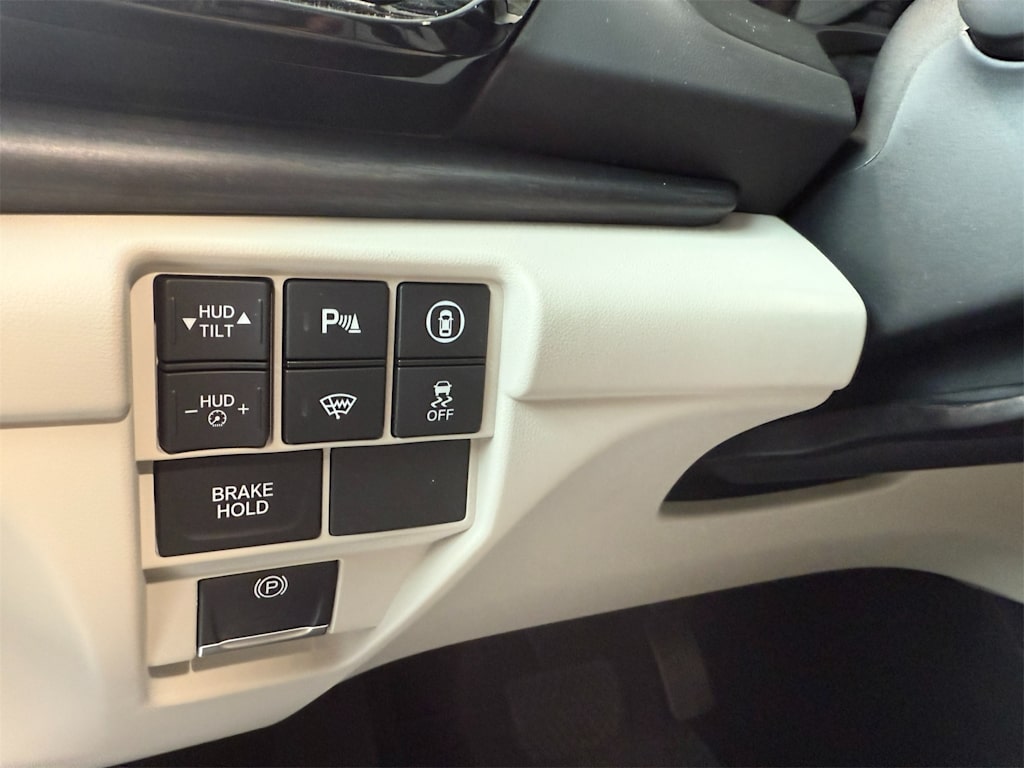 Thumbnail: 2025 Acura RDX - 21