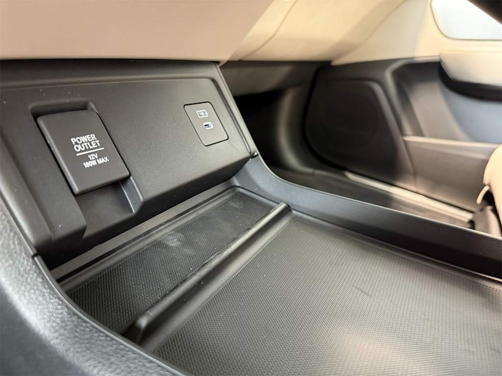 Thumbnail: 2025 Acura RDX - 11