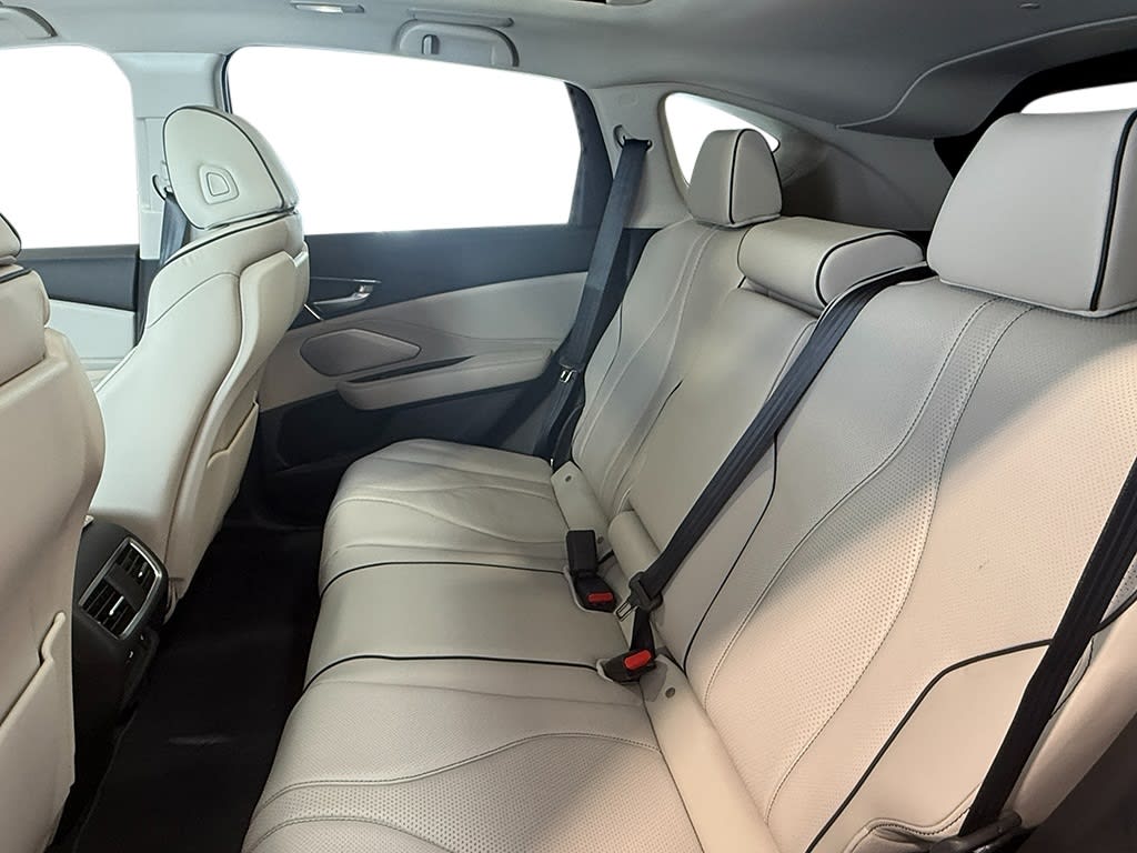 Thumbnail: 2025 Acura RDX - 30