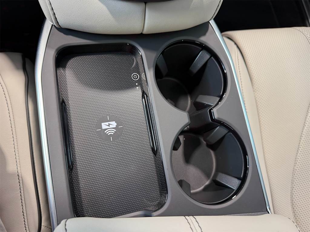 Thumbnail: 2025 Acura RDX - 25