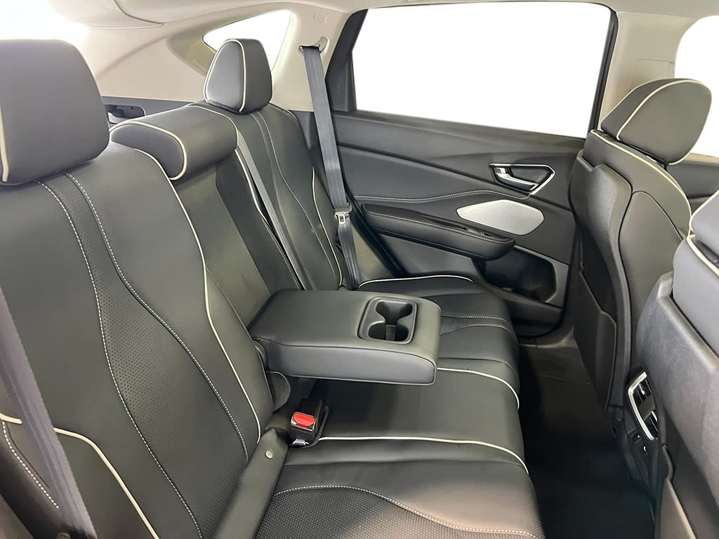 Thumbnail: 2026 Acura RDX - 36