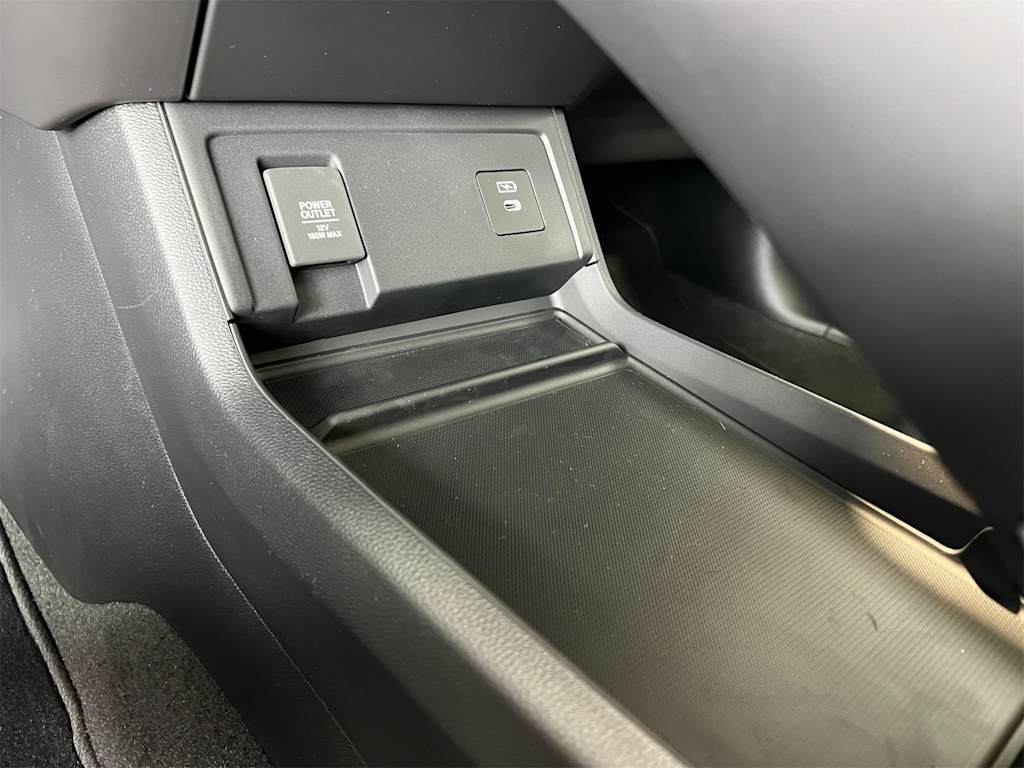 Thumbnail: 2026 Acura RDX - 26