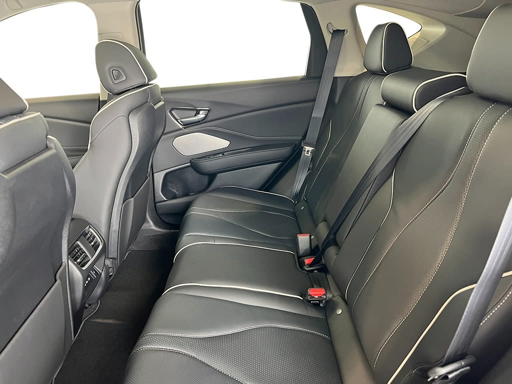 Thumbnail: 2026 Acura RDX - 32