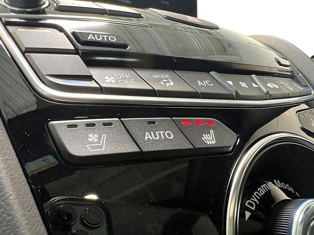 Thumbnail: 2026 Acura RDX - 33