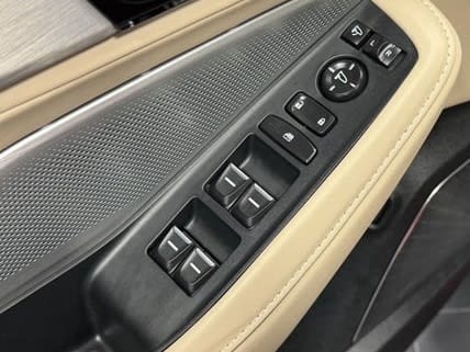 Thumbnail: 2026 Acura MDX - 21