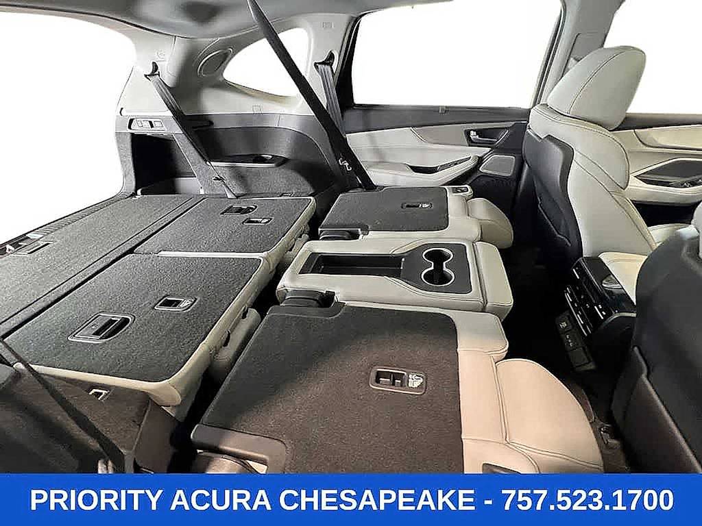 Thumbnail: 2026 Acura MDX - 12