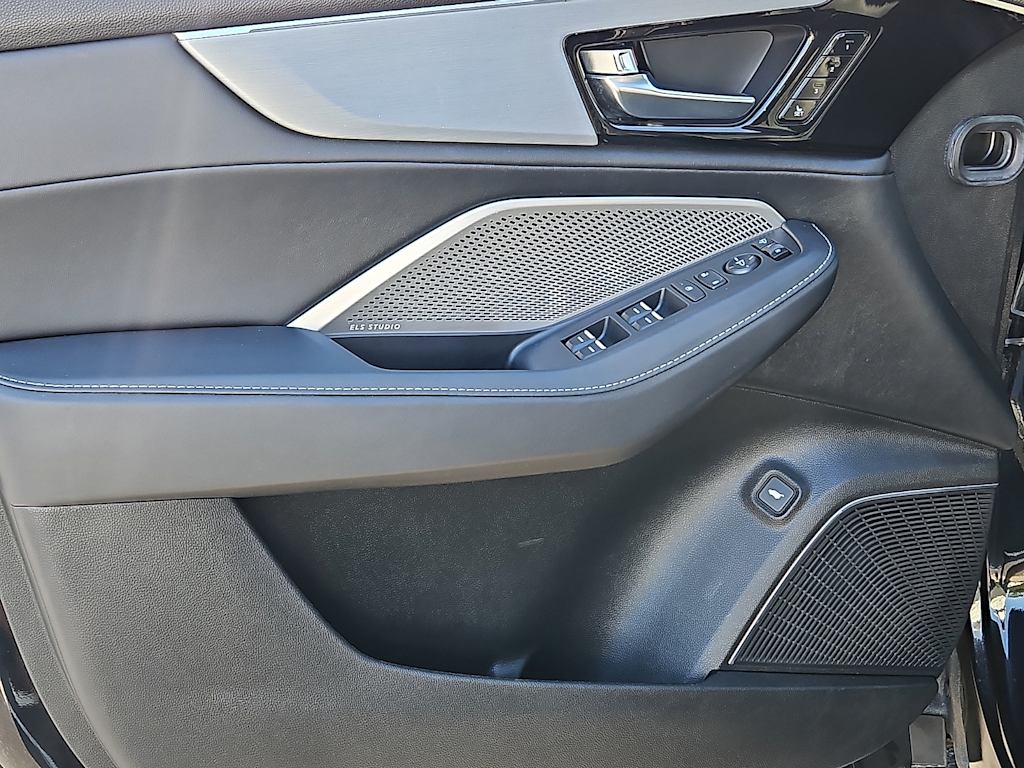 Thumbnail: 2024 Acura MDX - 22