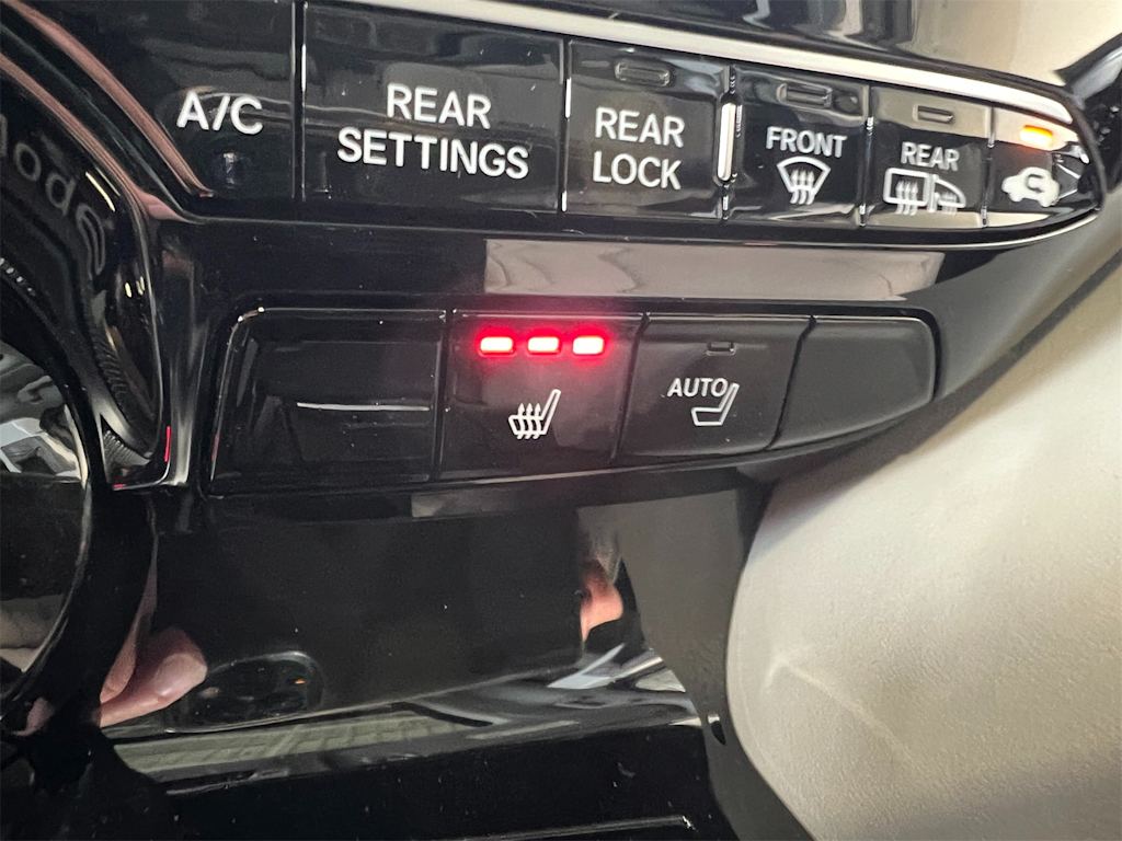 Thumbnail: 2026 Acura MDX - 26