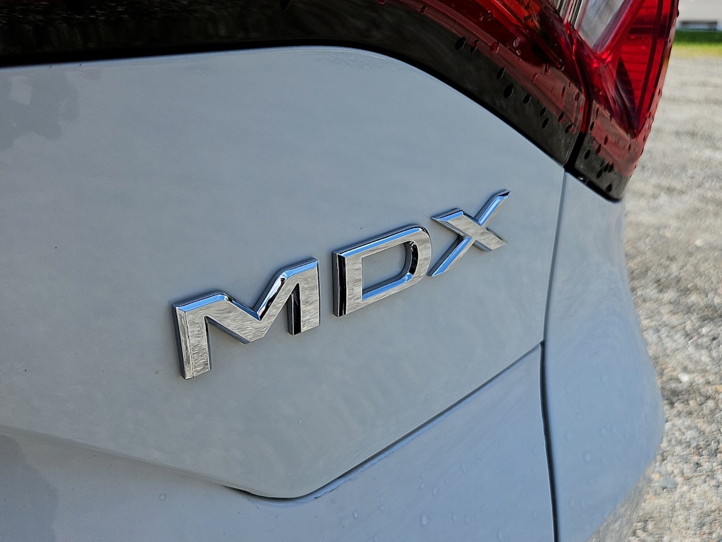 Thumbnail: 2023 Acura MDX - 7