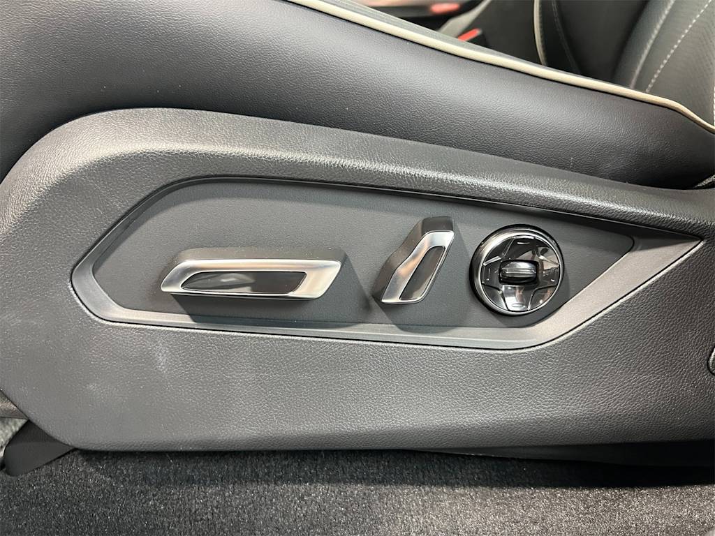 Thumbnail: 2026 Acura MDX - 21