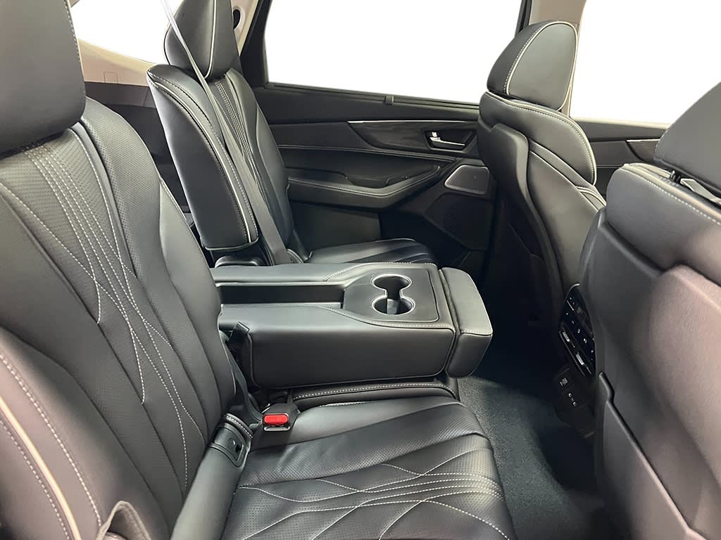 Thumbnail: 2026 Acura MDX - 37