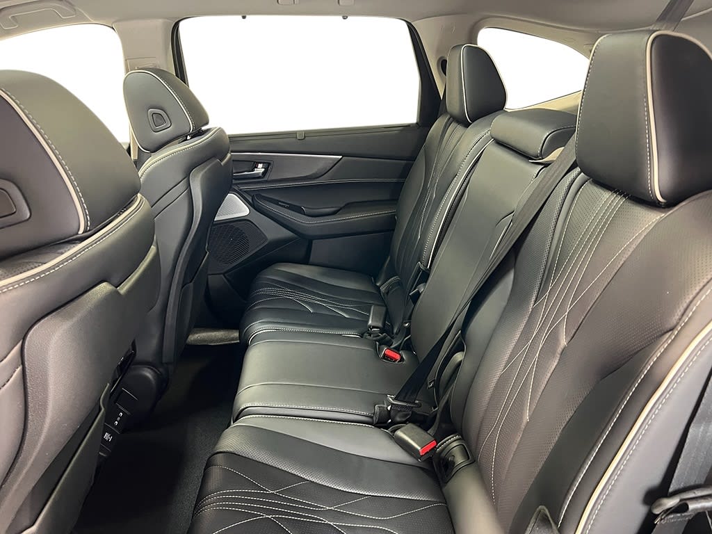 Thumbnail: 2026 Acura MDX - 32