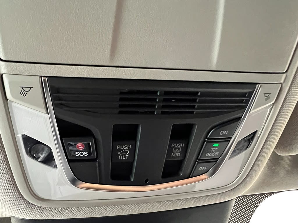 Thumbnail: 2026 Acura MDX - 27