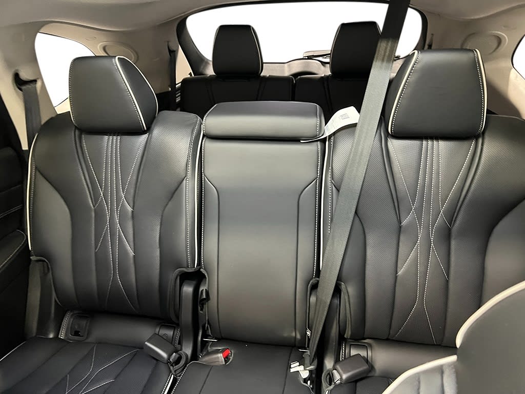 Thumbnail: 2026 Acura MDX - 12