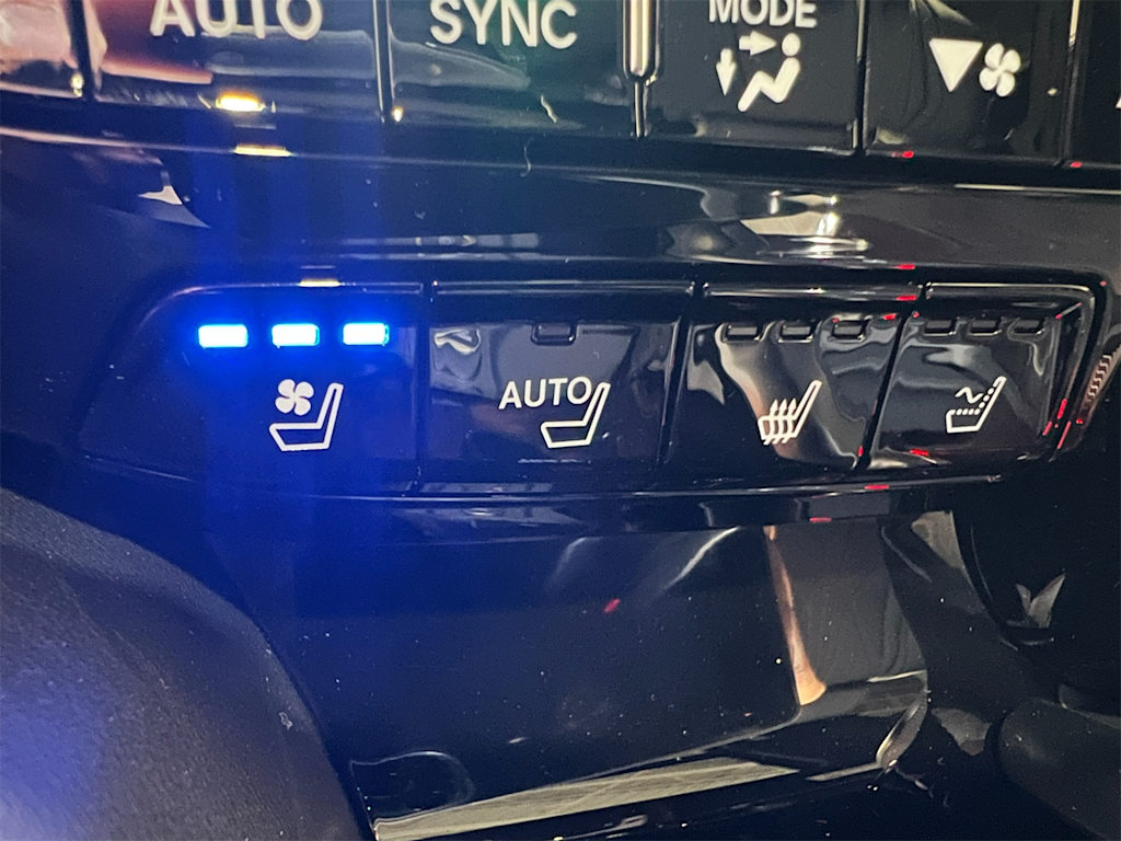 Thumbnail: 2026 Acura MDX - 31