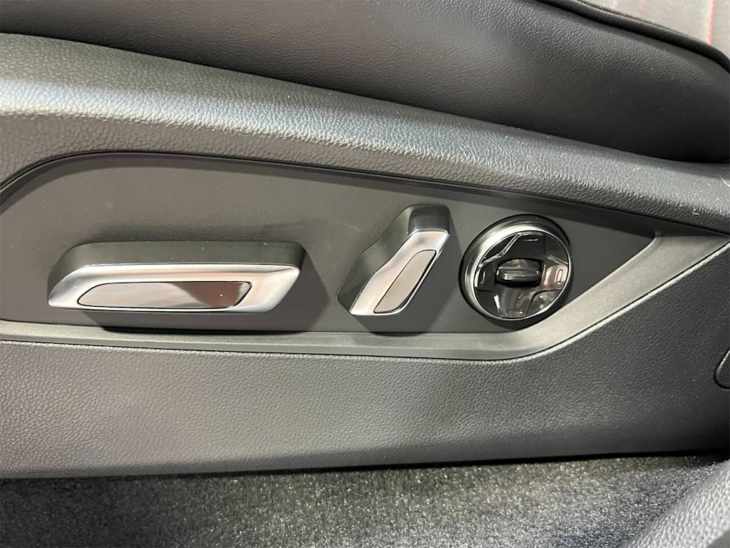 Thumbnail: 2026 Acura MDX - 26