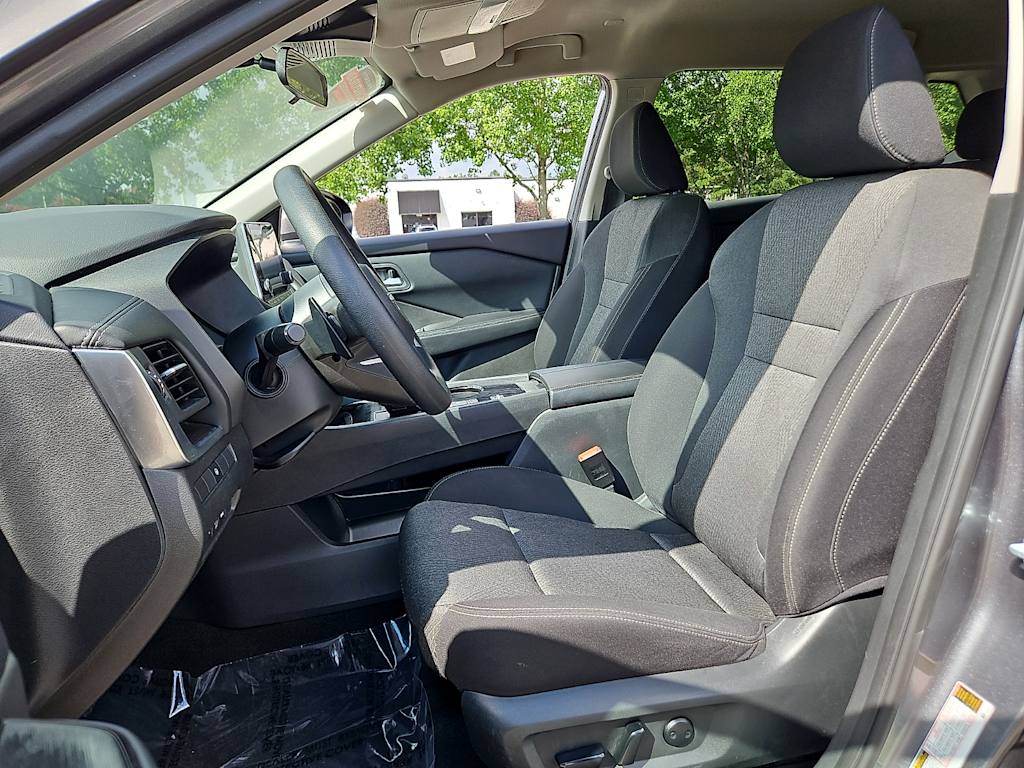 Thumbnail: 2024 Nissan Rogue - 10