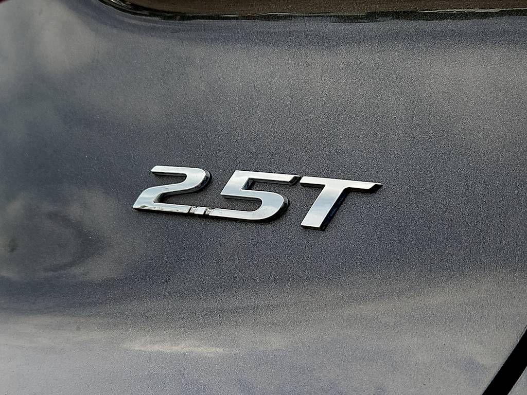 Thumbnail: 2021 Hyundai Santa Fe - 34