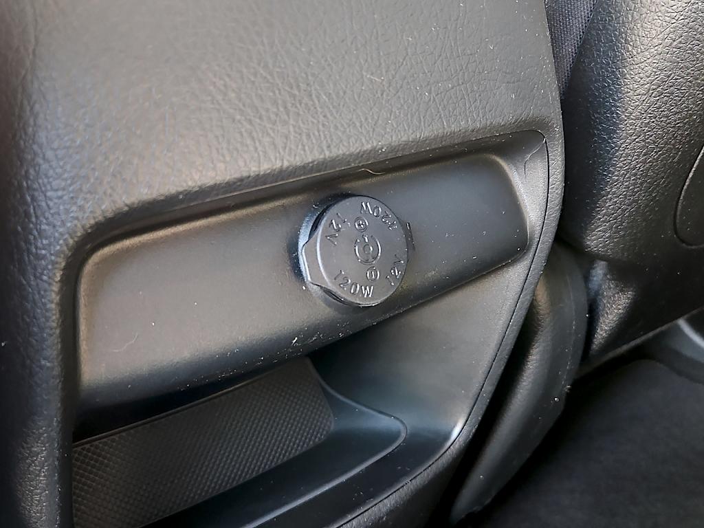 Thumbnail: 2014 Kia Sorento - 27