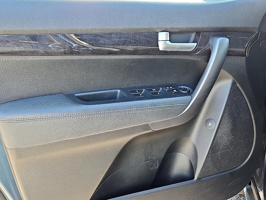 Thumbnail: 2014 Kia Sorento - 19