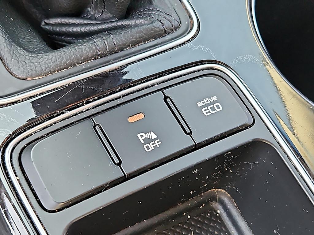 Thumbnail: 2014 Kia Sorento - 26