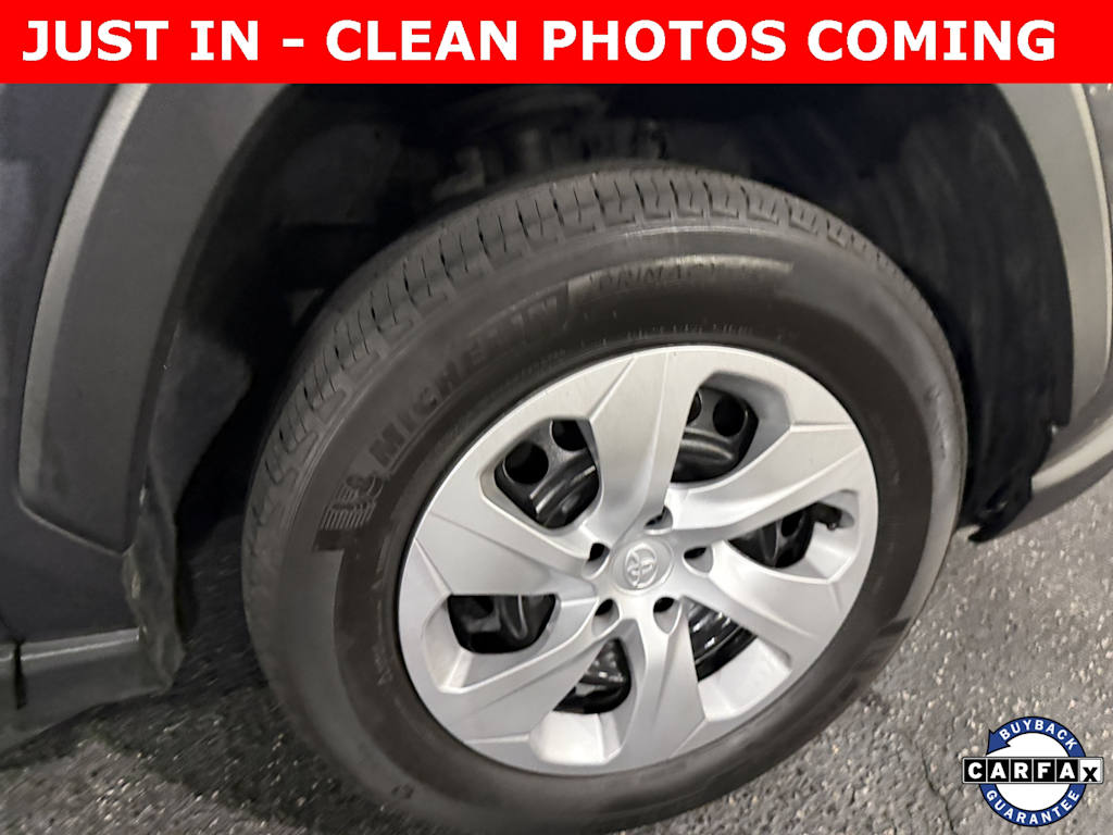 Thumbnail: 2019 Toyota RAV4 - 11