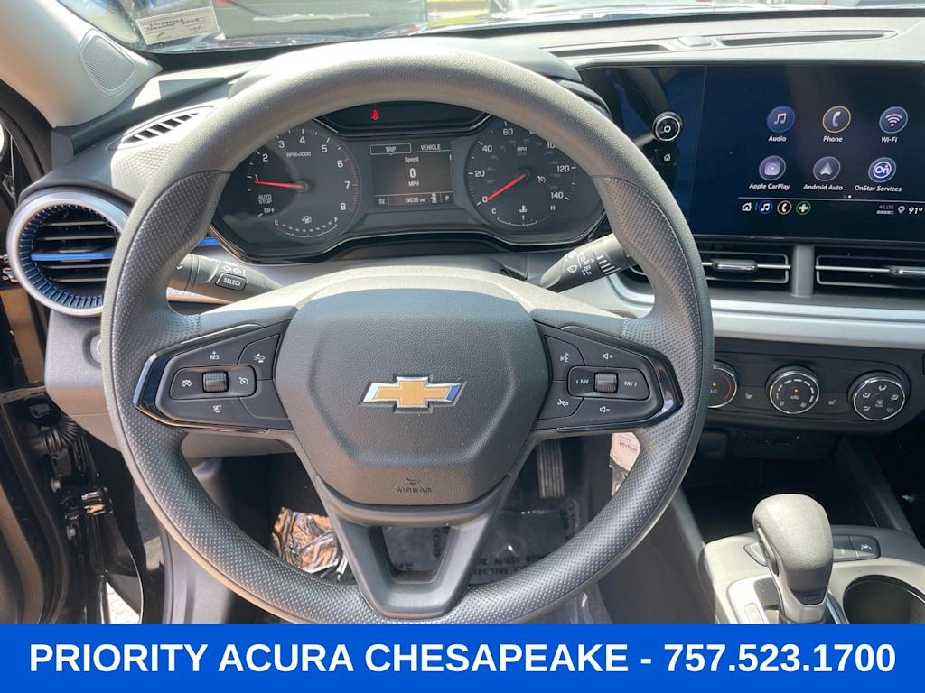 Thumbnail: 2025 Chevrolet Trax - 2