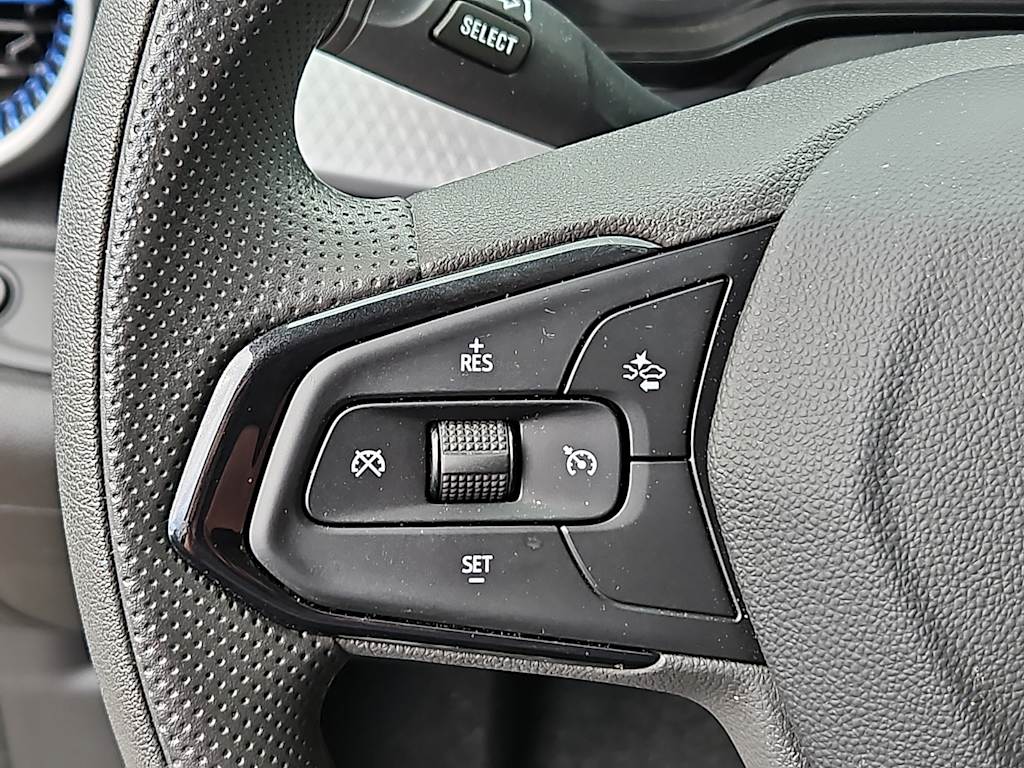 Thumbnail: 2025 Chevrolet Trax - 24