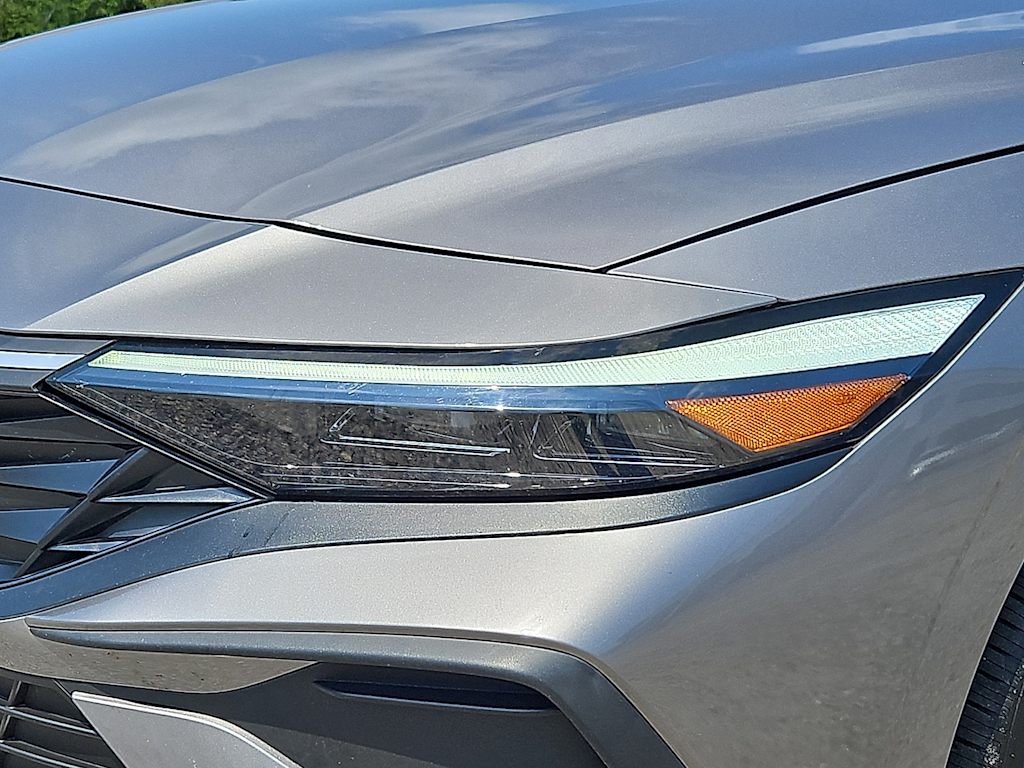 Thumbnail: 2024 Hyundai Elantra - 20