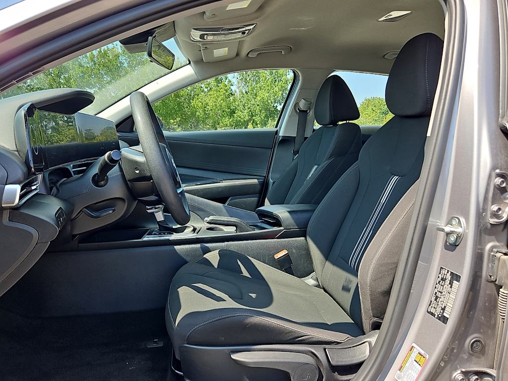 Thumbnail: 2024 Hyundai Elantra - 11