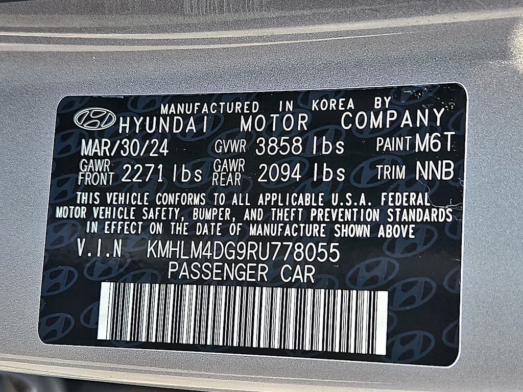 Thumbnail: 2024 Hyundai Elantra - 17