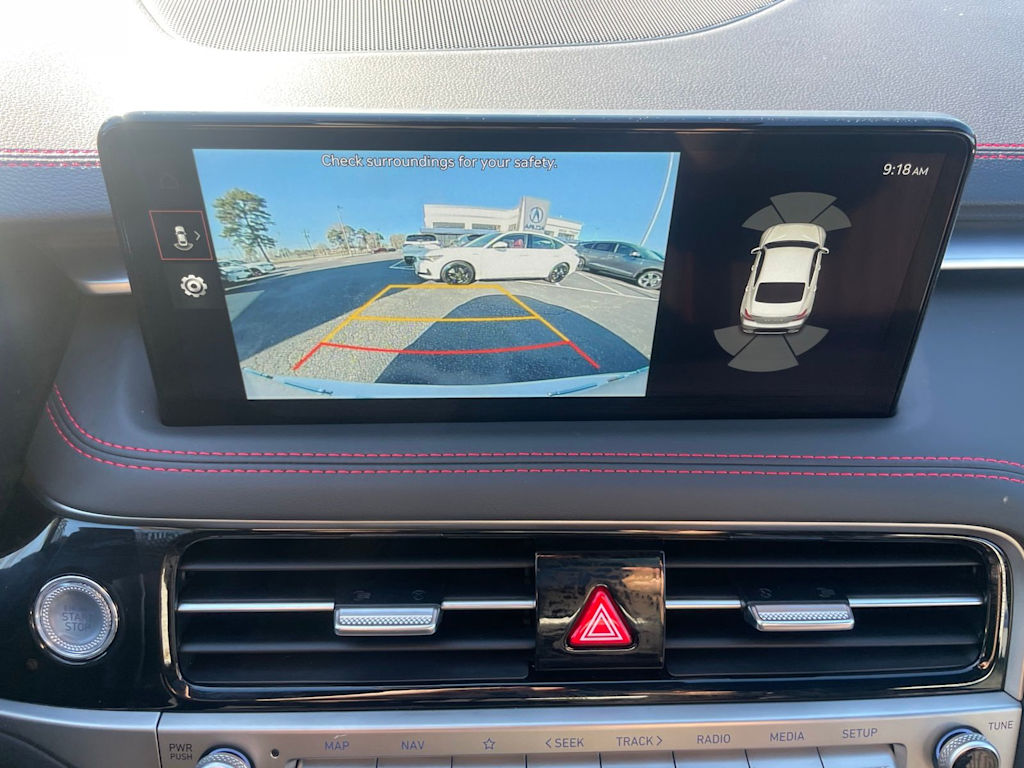 Thumbnail: 2025 Genesis G70 - 24