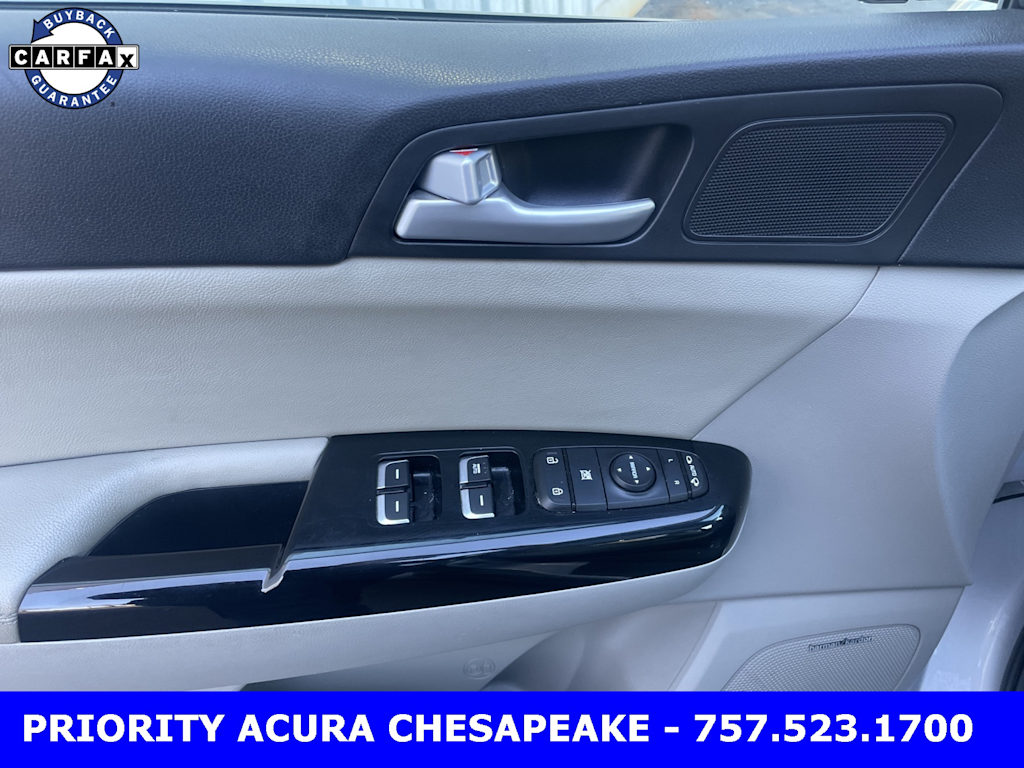 Thumbnail: 2020 Kia Sportage - 19