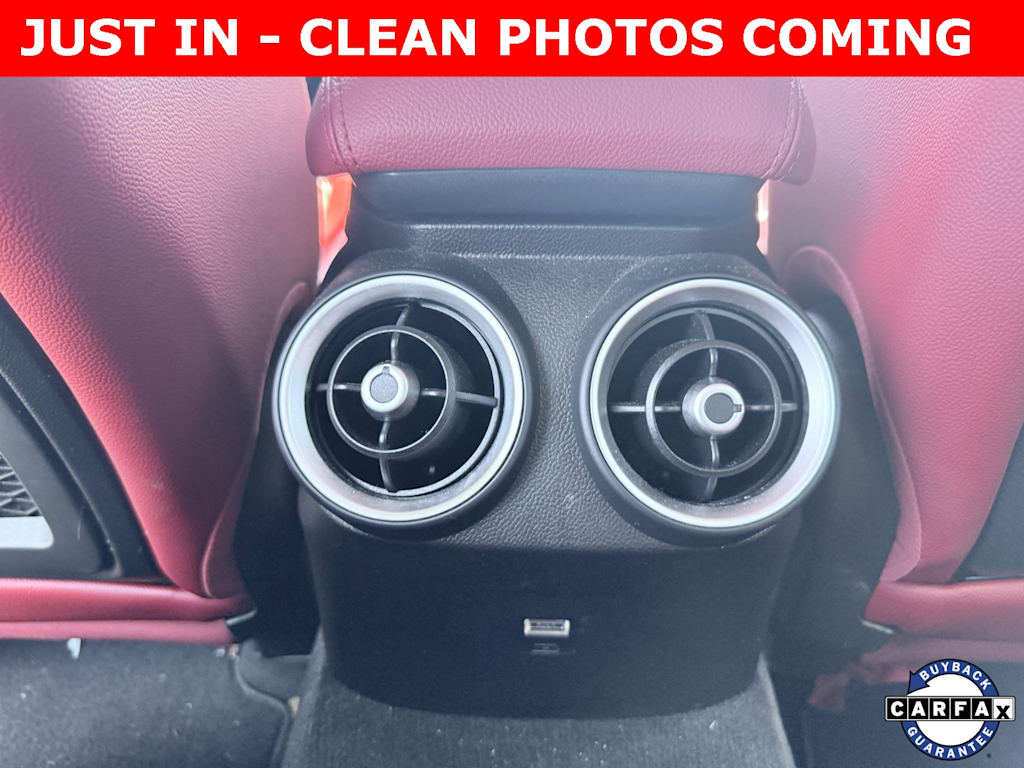 2020 Alfa Romeo Giulia Base 12