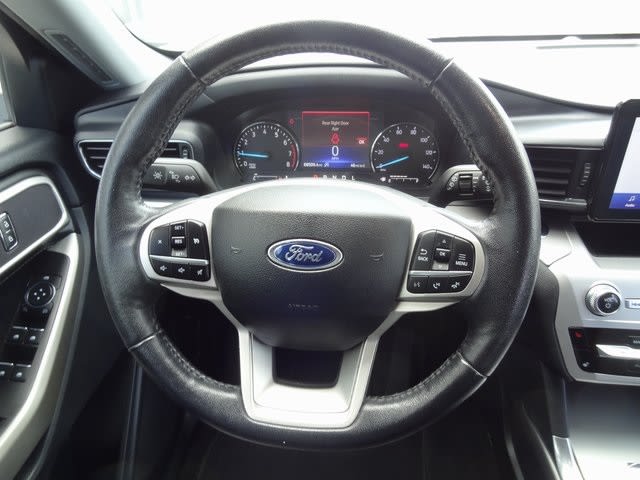 Thumbnail: 2022 Ford Explorer - 8
