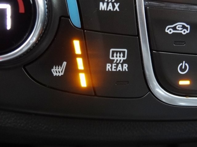 2022 Chevrolet Traverse LT 45