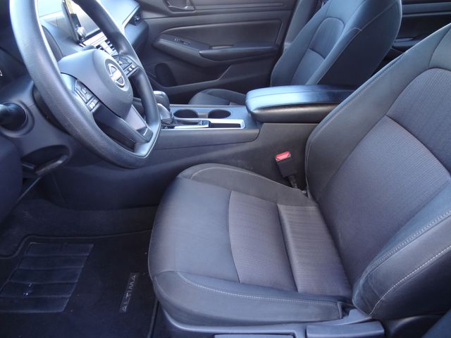 Thumbnail: 2023 Nissan Altima - 8