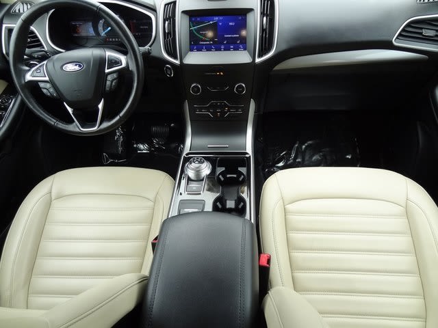 2020 Ford Edge SEL 2